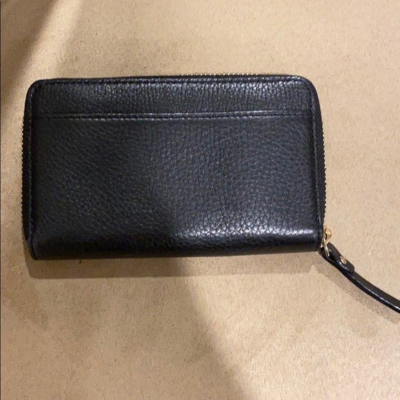 Kate Spade ♠️ Wallet - Picture 2 of 3